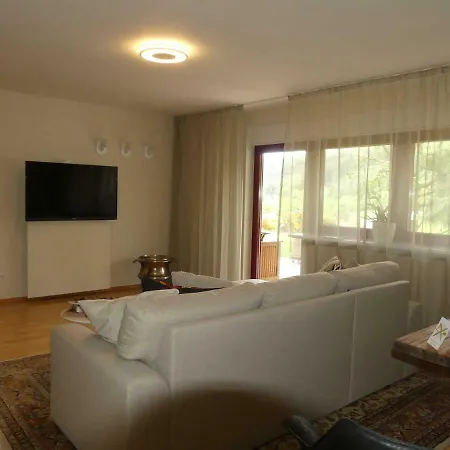 Ferienwohnung Burg Freienstein Bli * Gammelsbach